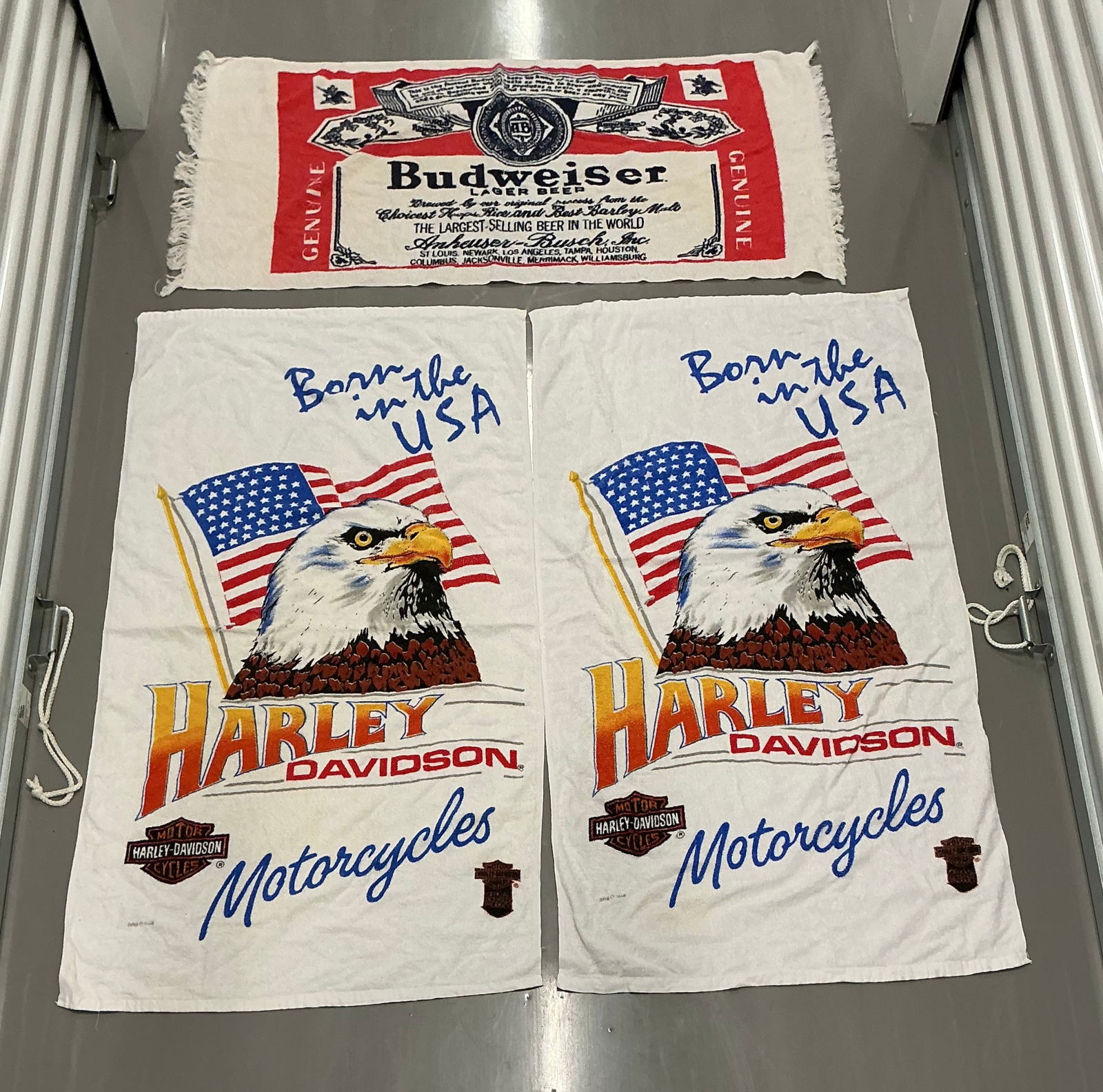 Vintage Harley Davidson & Budweiser Towels (1 of 6)