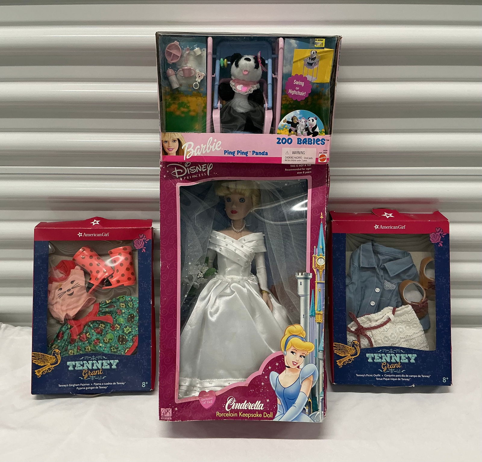 American Girl Barbie Disney Dolls & Accessories (1 of 9)