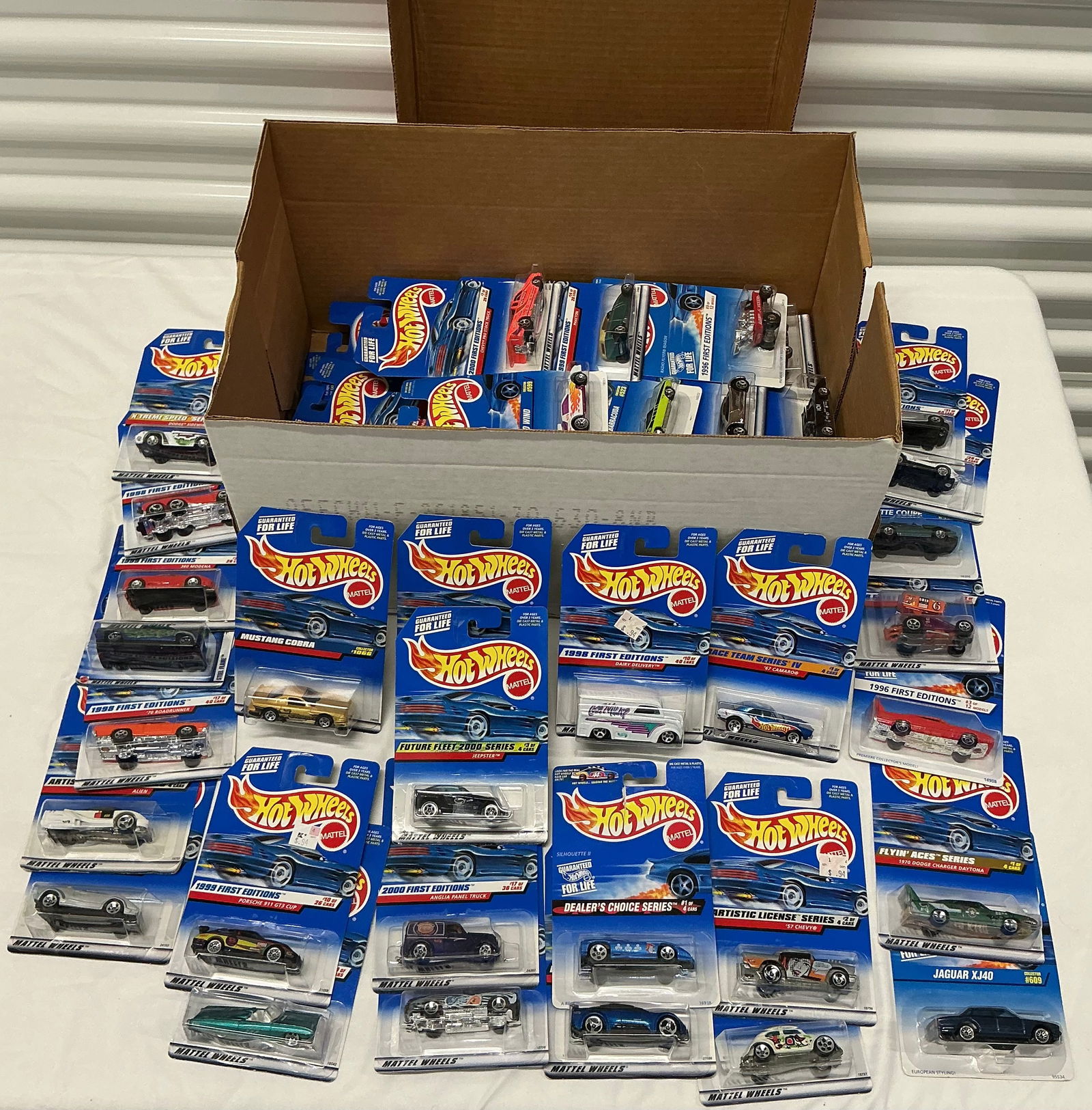 Box Full Of Vintage 1990s Hot Wheels On The Card (1 of 3)