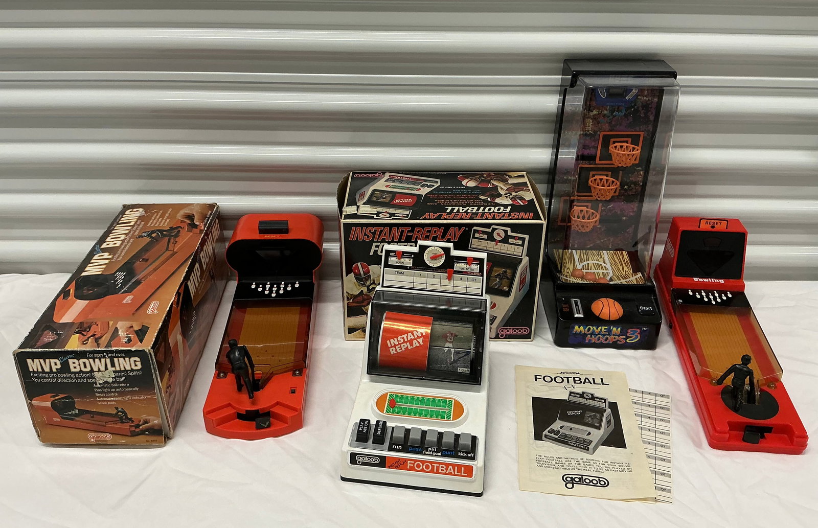 Vintage Electronic Sports Games Some With Original Boxes (1 of 8)