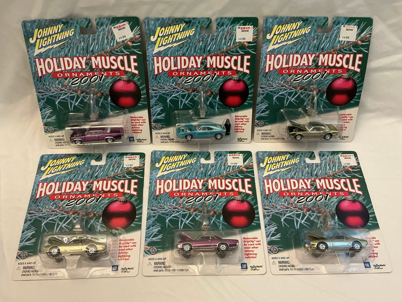 2001 Johnny Lightning Holiday Muscle Car Ornaments: Removable Ornament Clip