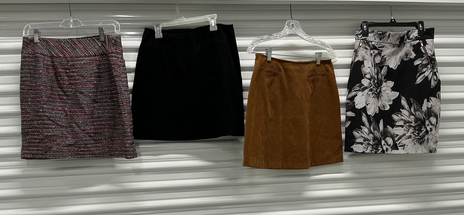 Women’s Skirts Express Loft H&M: Sizes 7/8, 8P & 6