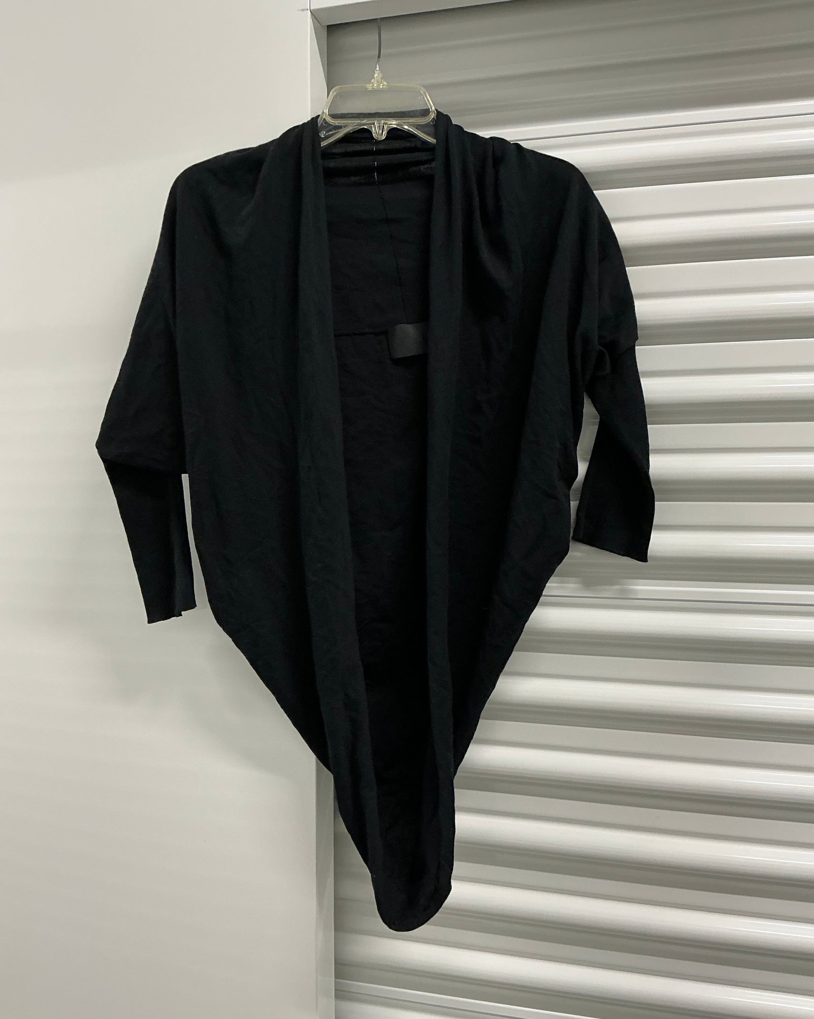 Made In Italy Sonia Speciale Shrug: No Size. approx S/M