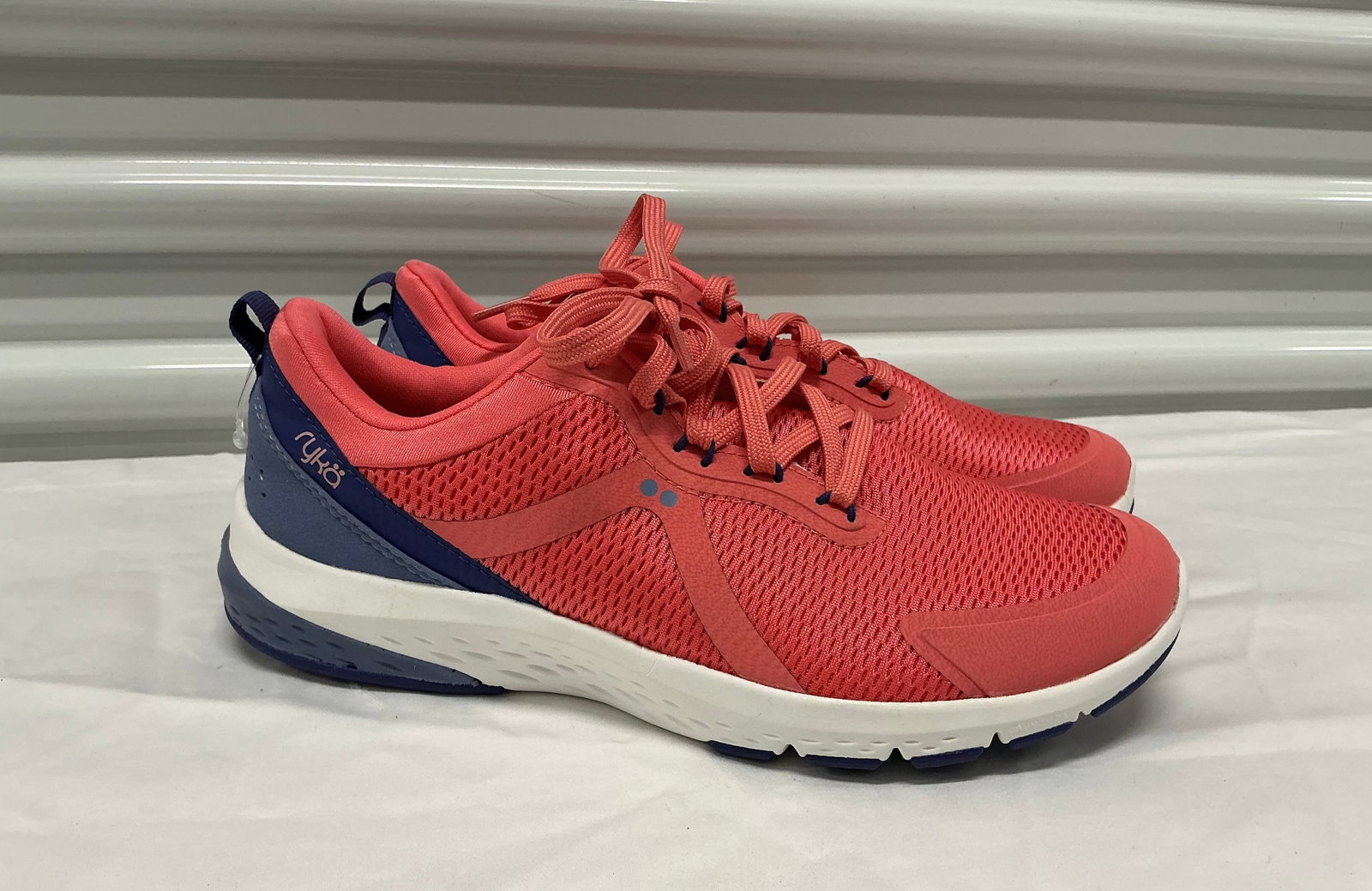 New Ryka Energize Sneakers: Size 9.5