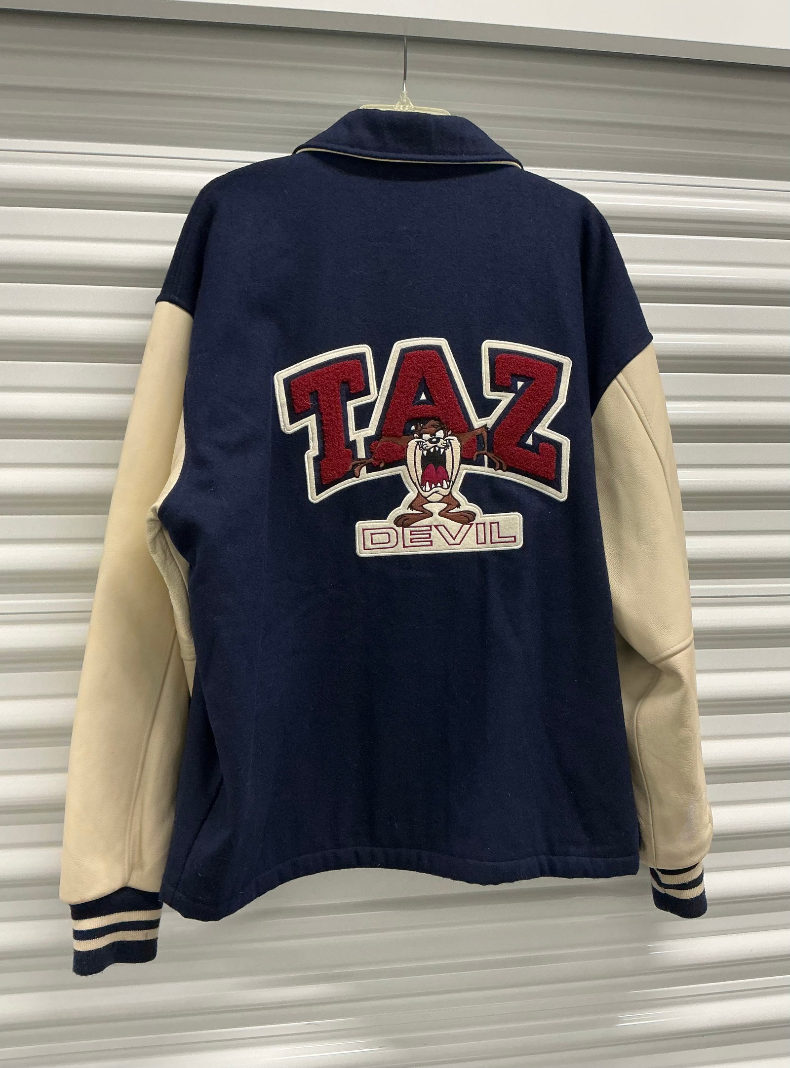 1997 Warner Bros Studio Store Tasmanian Devil Leather & Wool Jacket: Size XL