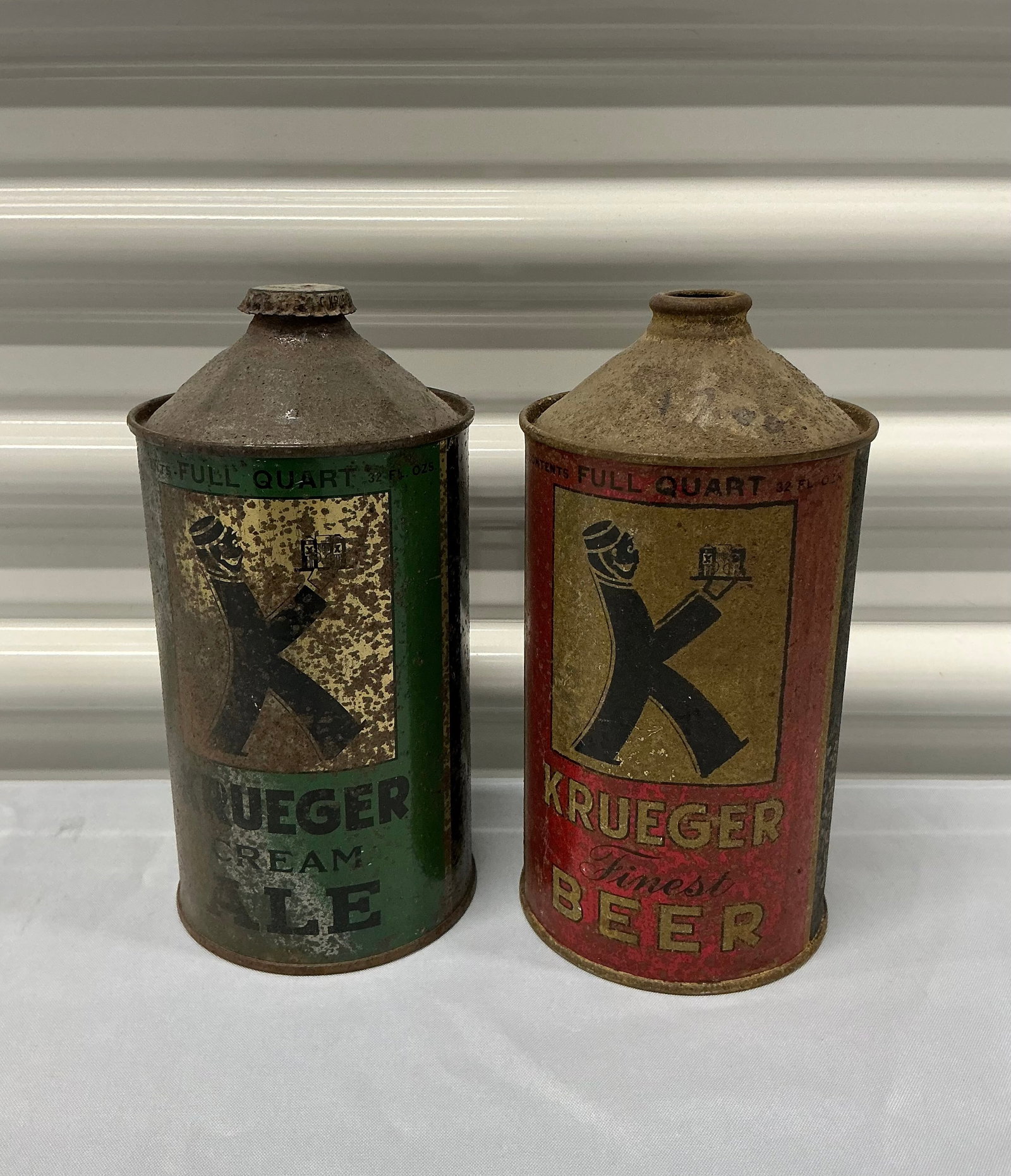 1930s Krueger Full Quart Cone Top Beer Cans: Empty