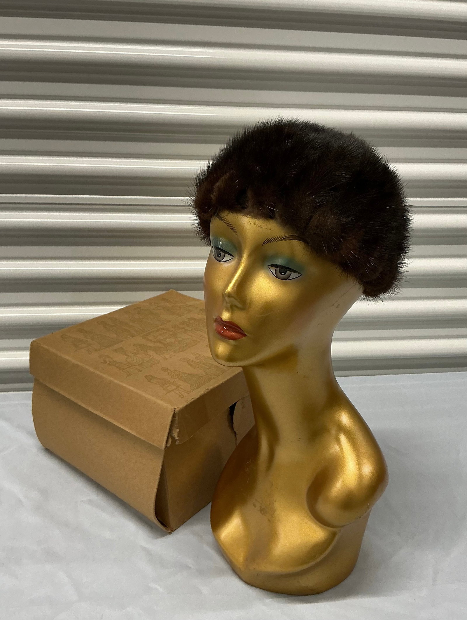 Vintage Mr John Sophisticate Hat: Bambergers Box