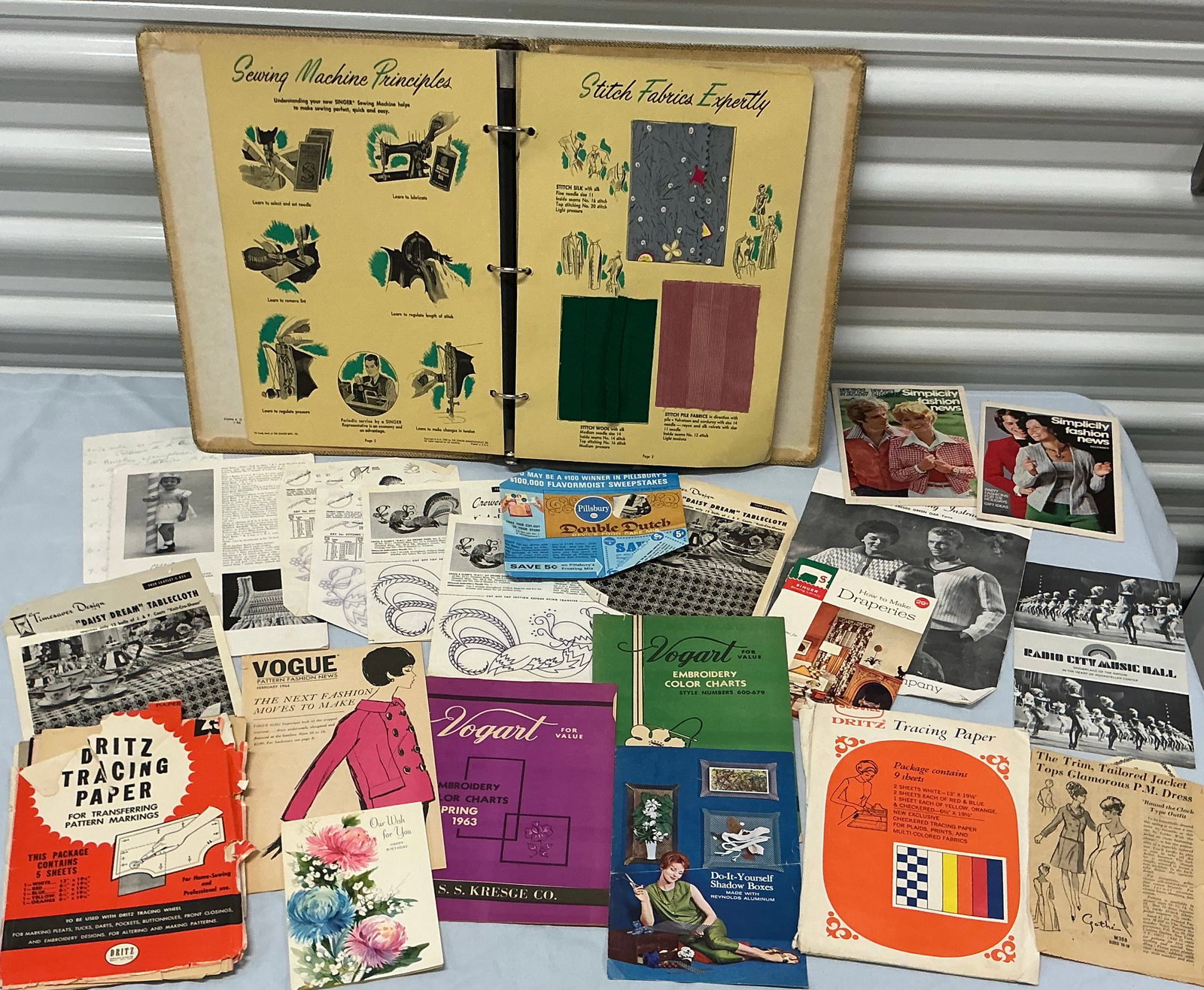 1951 Singer Sewing Skills Binder & Ephemera (1 of 10)