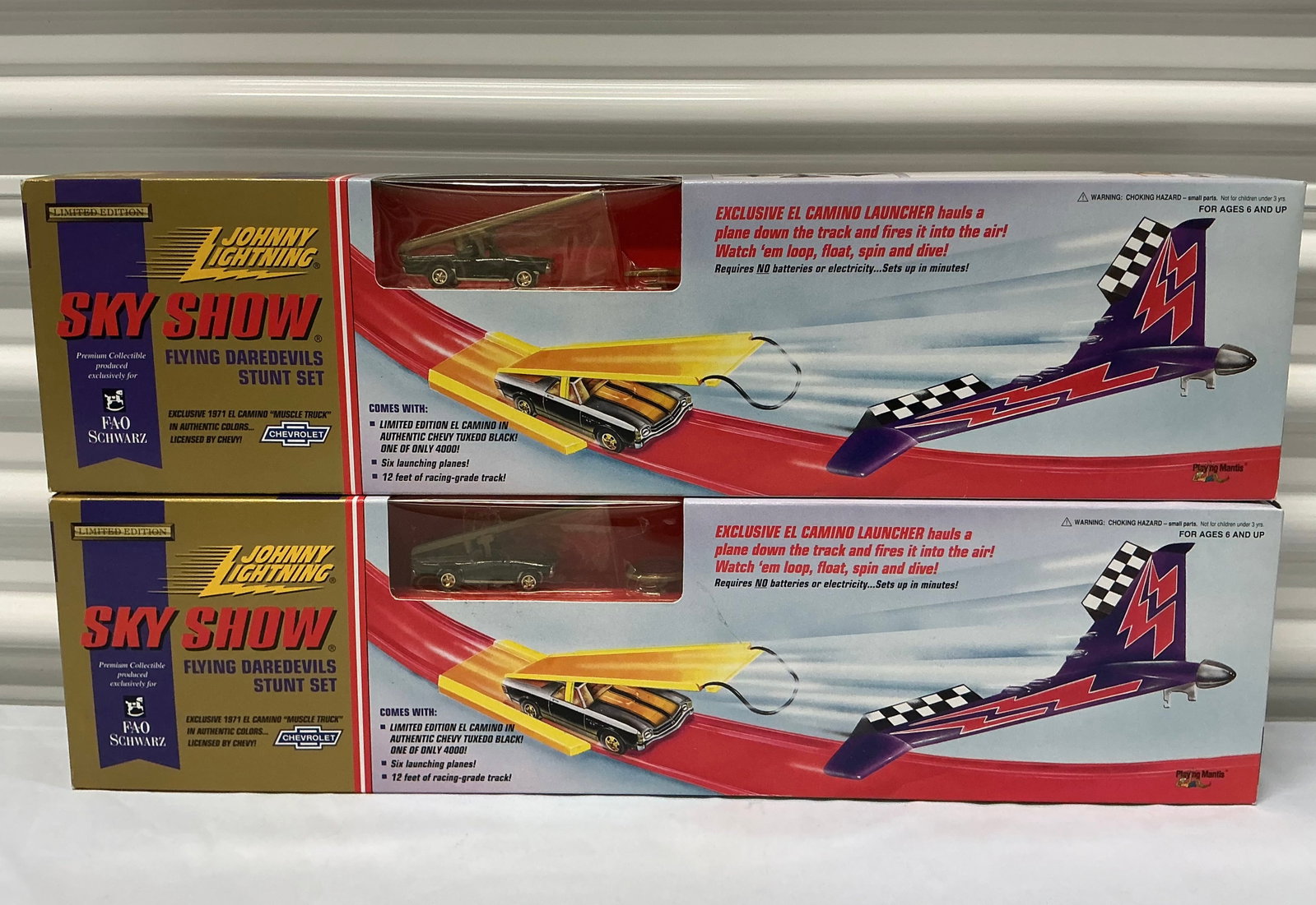 Johnny Lightning FAO Schwarz Exclusive Sky Show Flying Daredevils Stunt Sets: 1995