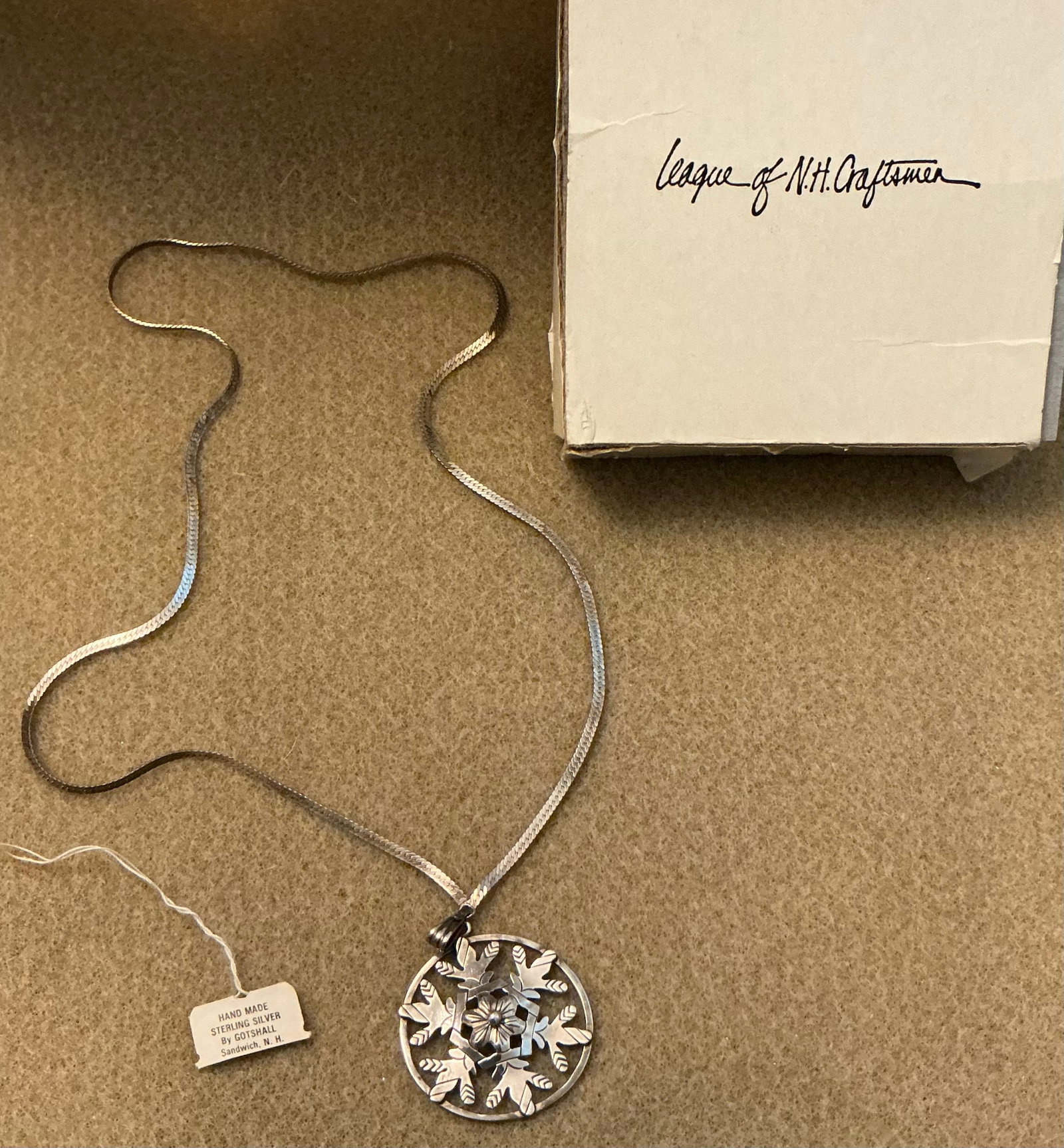 Signed Abbott Gotshall Sterling Silver Snowflake Pendant Necklace: Necklace 19 in. Pendant 1.5 in