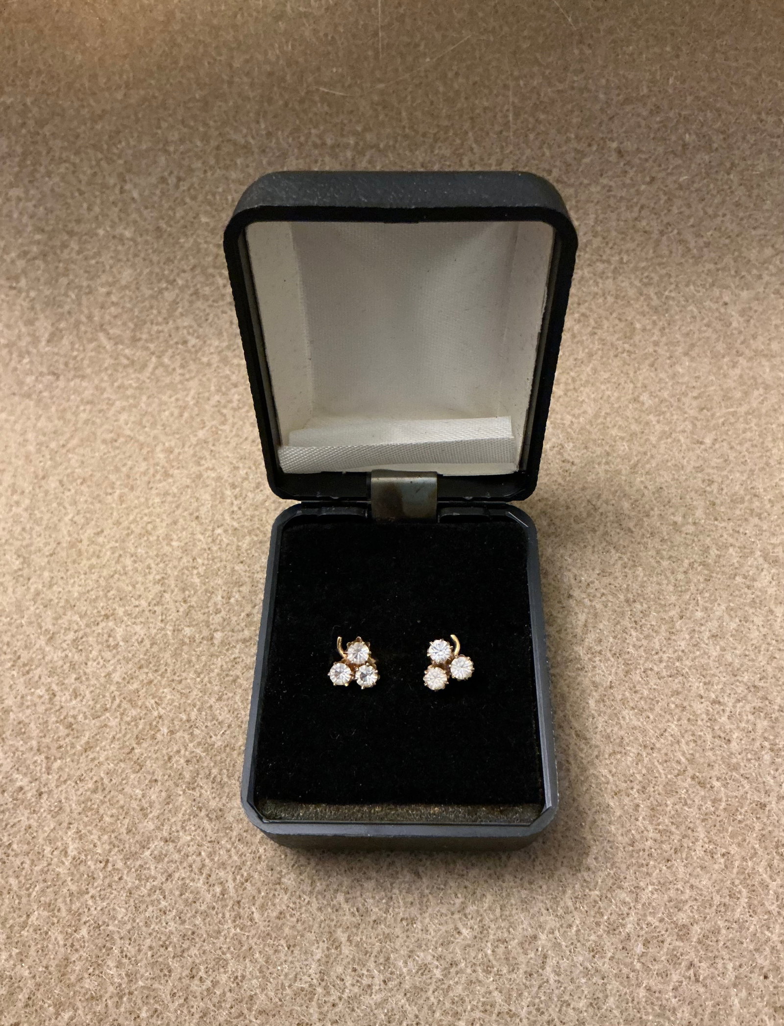 Vintage Signed BDA 10K Gold Rhinestone Screw Back Earrings: Matching Screw Back Marked 10K BDA