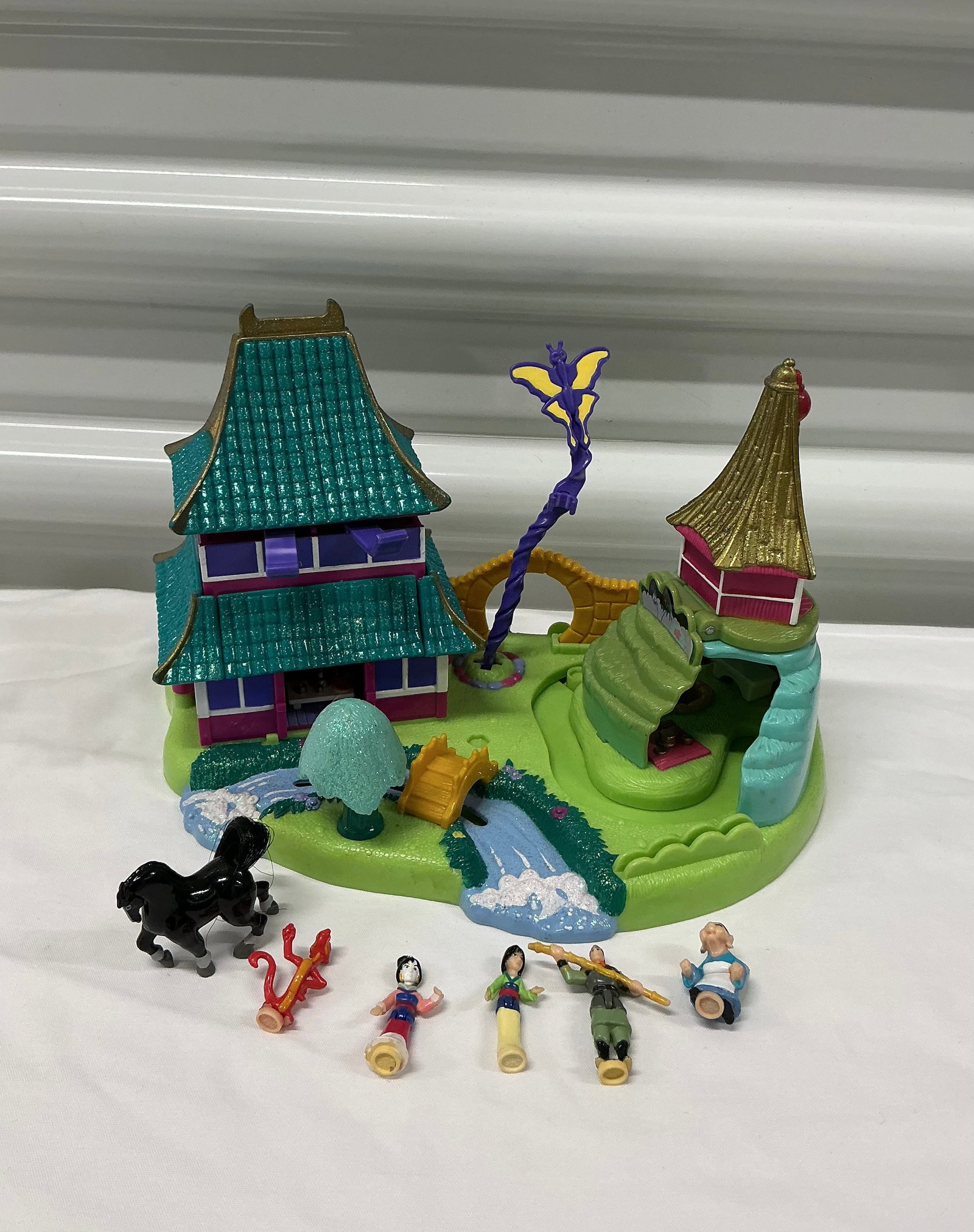 1990s Bluebird Toys Polly Pocket Disney Mulan Brave Journey Playset (1 of 5)