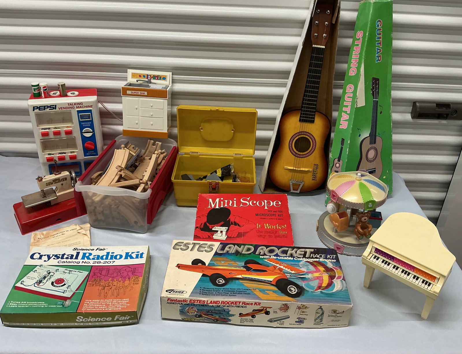 Vintage Toys (1 of 6)