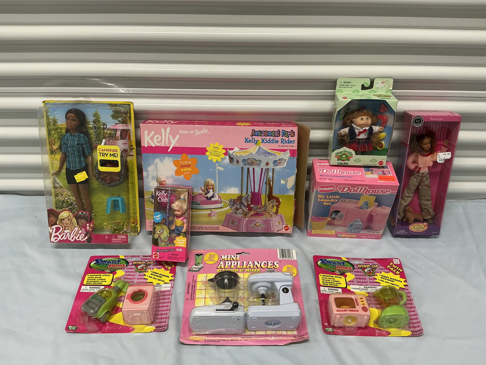 Vintage Dolls & DollHouse Accessories New In Boxes (1 of 6)