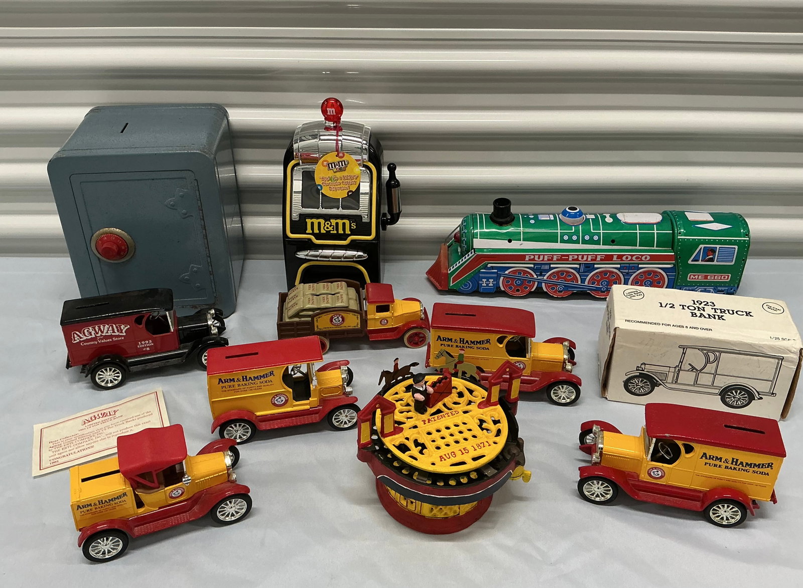 Cast Iron & Die Cast Banks & Other Toys: All Truck Banks have key as shown in last photo