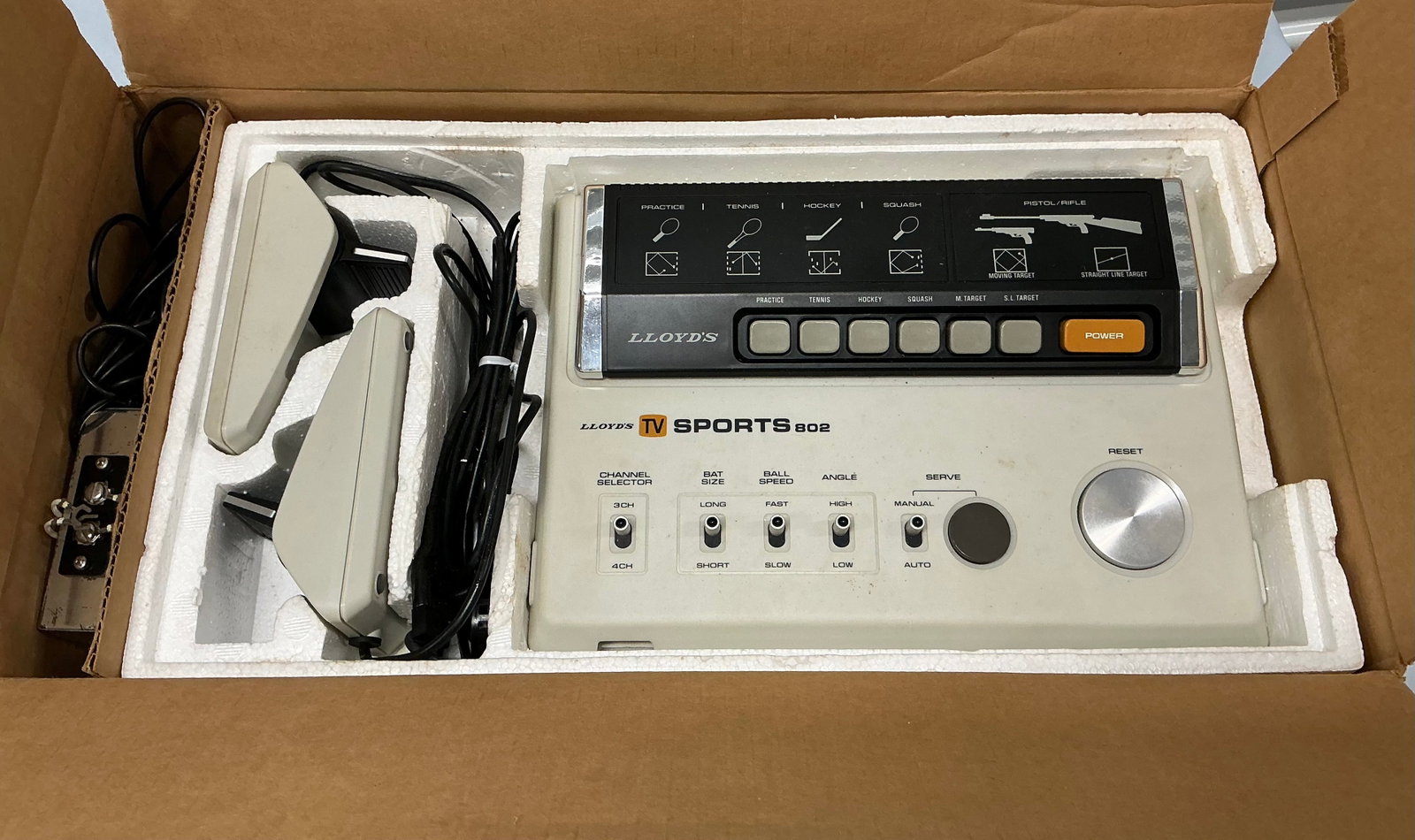 Vintage Lloyds TV Sports 802 Pong Video Game System: 1970s First Gen Made In Japan