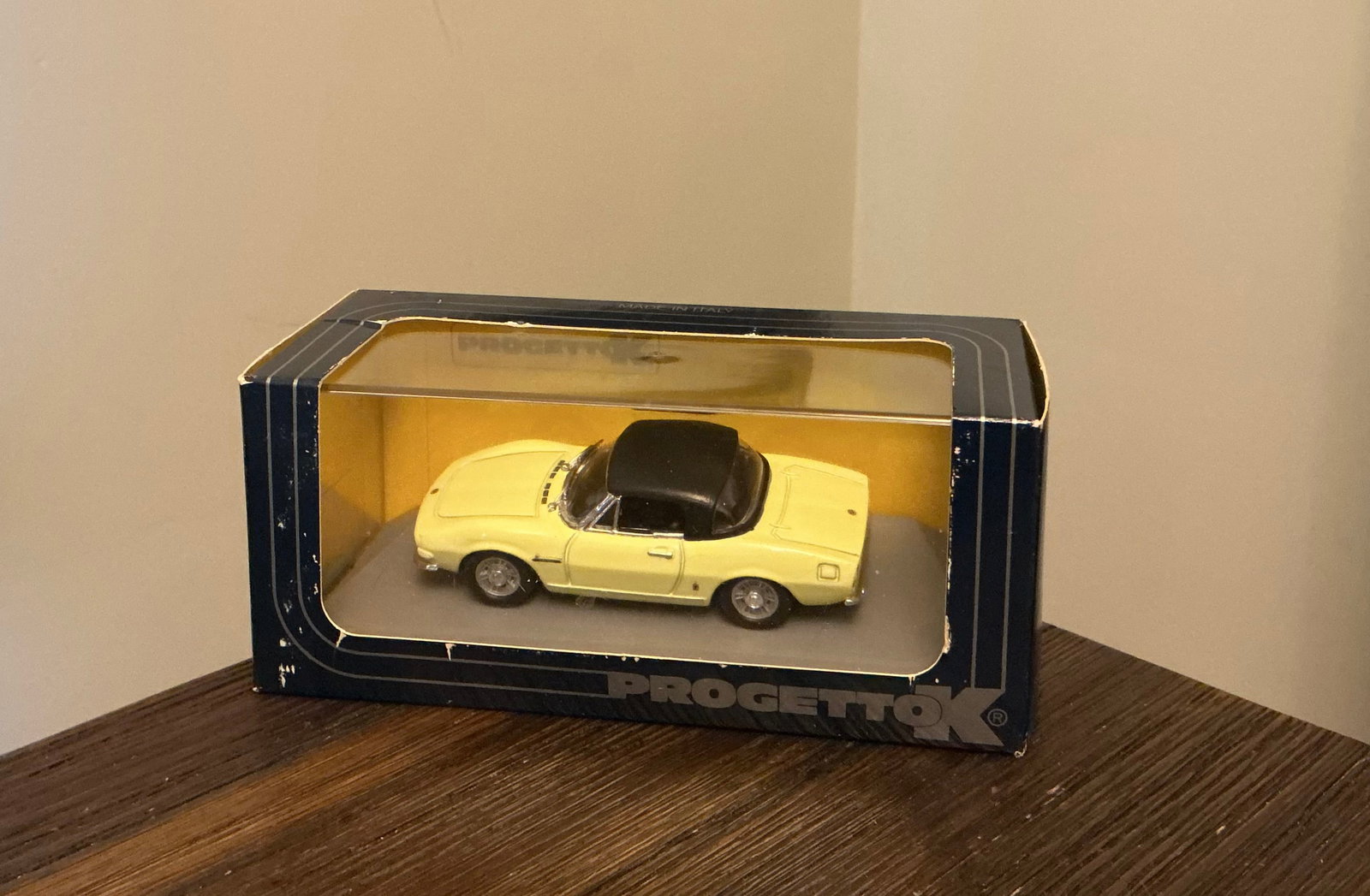 Made In Italy Progetto K Fiat Dino Spyder 2400 Hard Top (1 of 3)