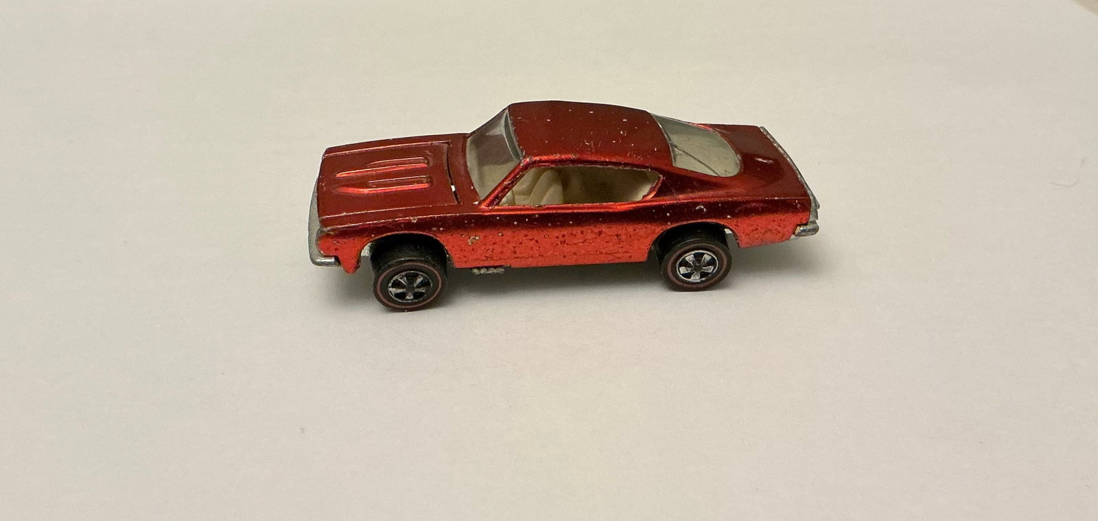 1968 Hot Wheels Redline Custom Barracuda Sweet 16 Red Spectraflame (1 of 6)