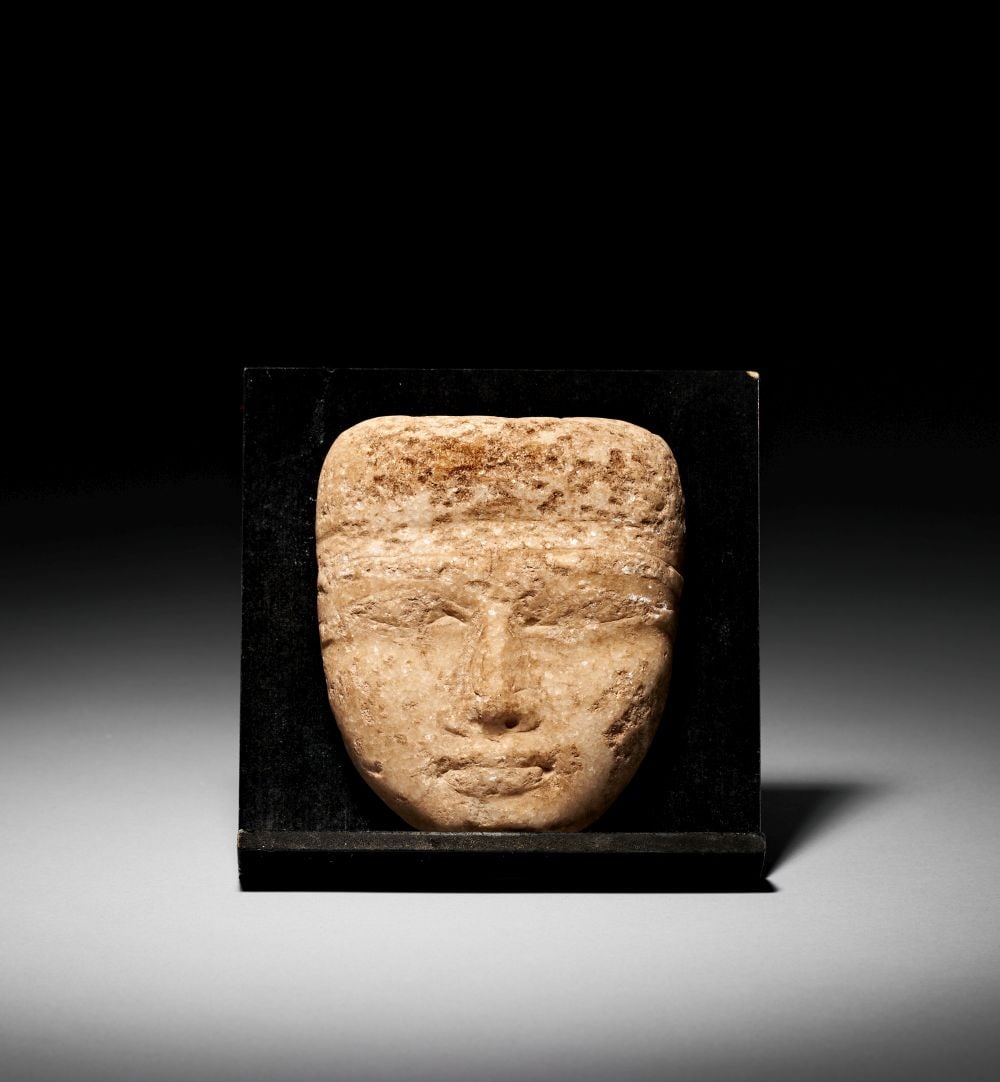 A MESOPOTAMIAN MARBLE PORTRAIT OF A RULER, CIRCA 3300-2900 B.C. (1 of 5)
