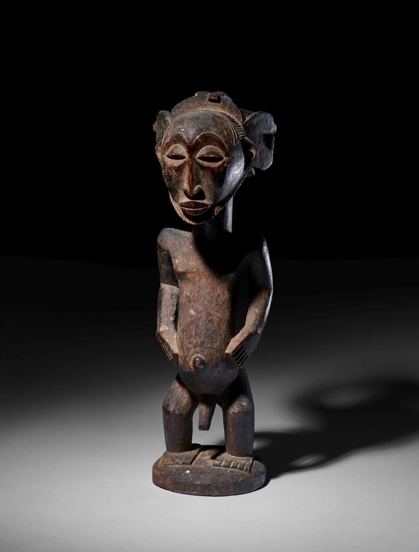 A FINE LUBA HEMBA MALE FIGURE SINGITI (1 of 5)