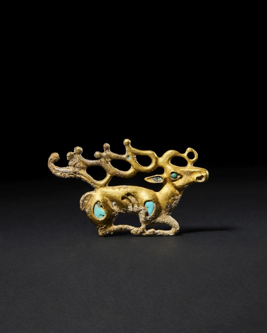 A SCYTHIAN GOLD & GEM INLAID STAG APPLIQUÉ CIRCA LATE 5TH CENTURY B.C. (1 of 1)