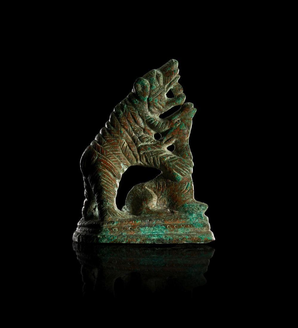 ROMAN BRONZE STATUE OF A BEAR ATTACKING A DEER, CIRCA: 1ST-2ND CENTURY A.D. (1 of 6)