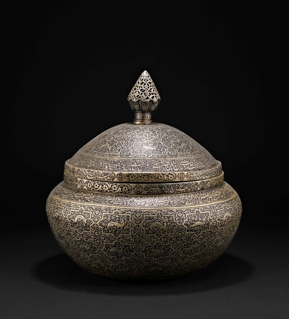 A LARGE QAJAR LIDDED BASIN, 19TH CENTURY, QAJAR (1 of 6)
