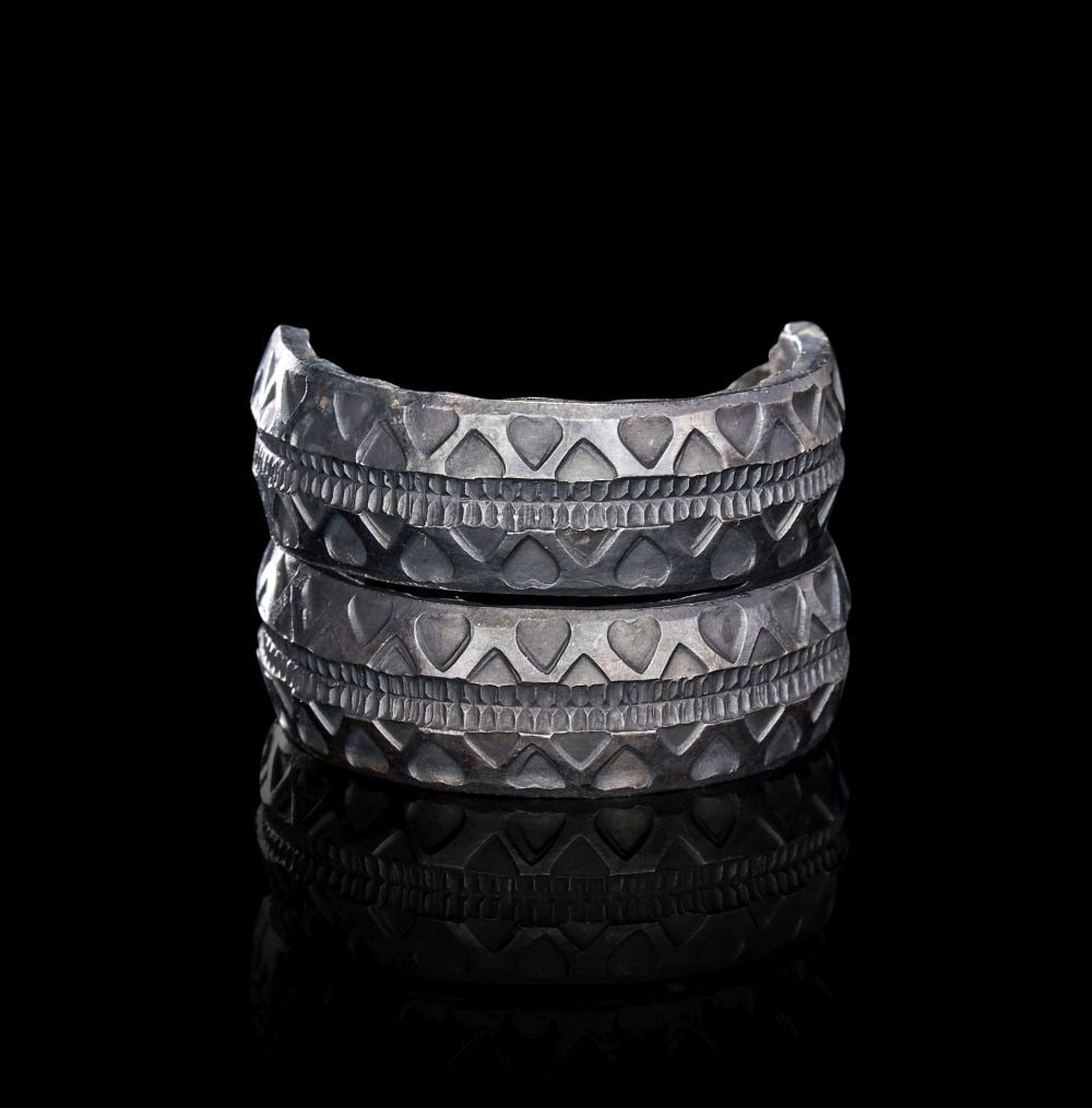 A VIKING SILVER RING, CIRCA 9TH-10TH CENTURY A.D. (1 of 3)