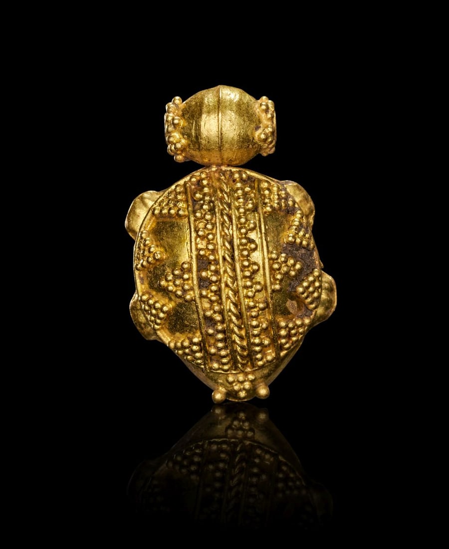 A ROMAN GOLD & FILIGREE AMULET, CIRCA 2ND-3RD CENTURY A.D. (1 of 3)