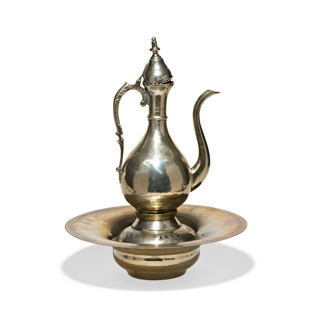 A WHITE METAL EWER & BASIN, EGYPT OR OTTOMAN, 19TH/20TH CENTURY (1 of 8)