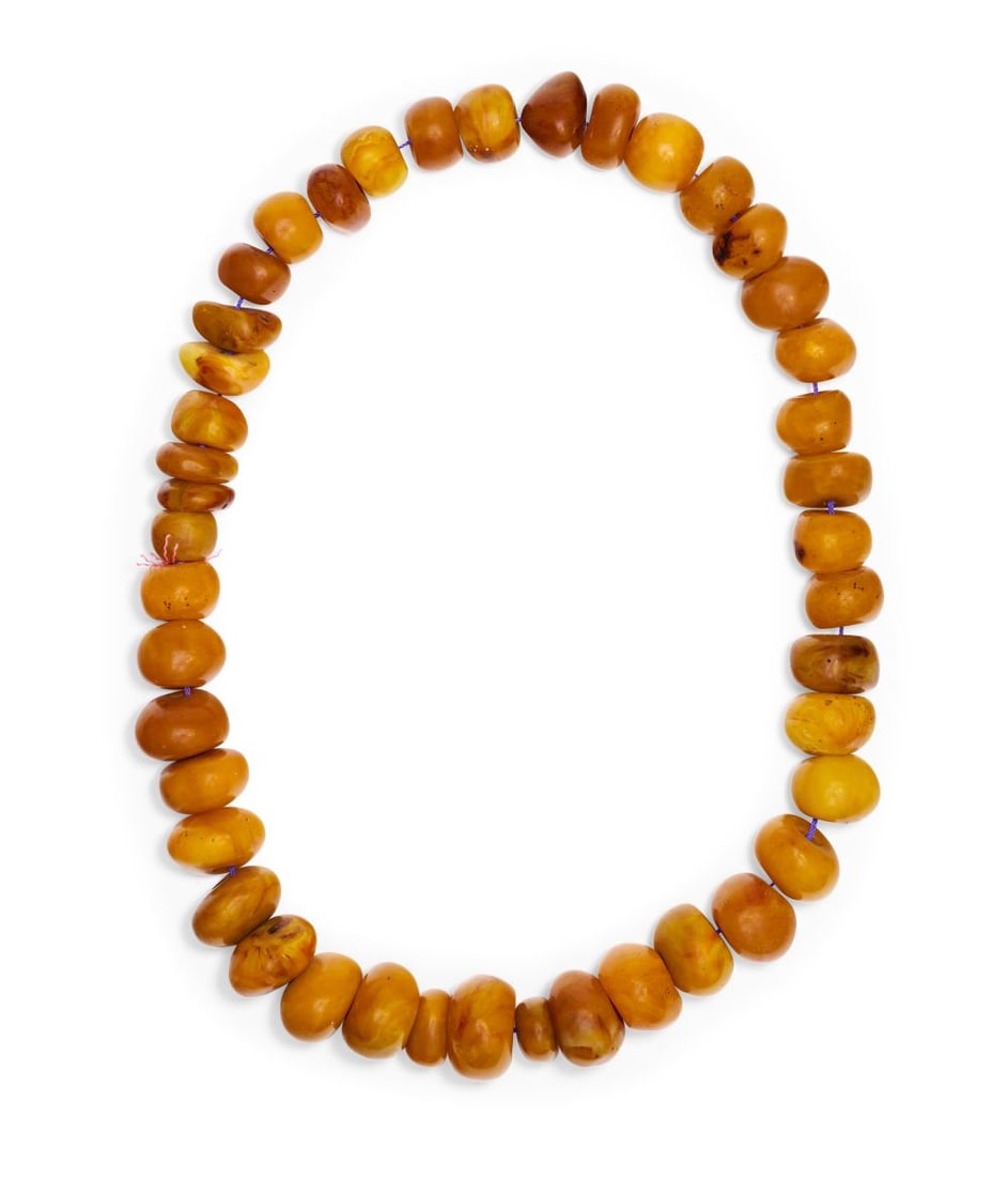 A STRAND OF AMBER BEADS (1 of 1)