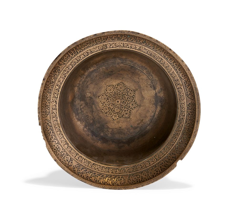 A LATE MAMLUK BRASS BASIN EGYPT OR SYRIA, EARLY 15TH CENTURY (1 of 6)