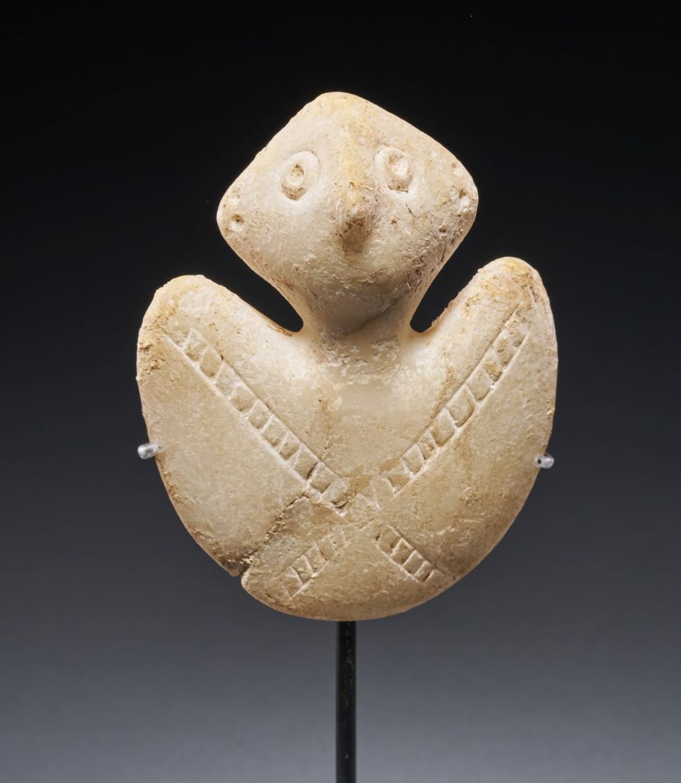 AN EXCEEDINGLY RARE ANATOLIAN MARBLE IDOL, CHALCOLITHIC PERIOD, CIRCA 3300-2500 B.C. (1 of 6)