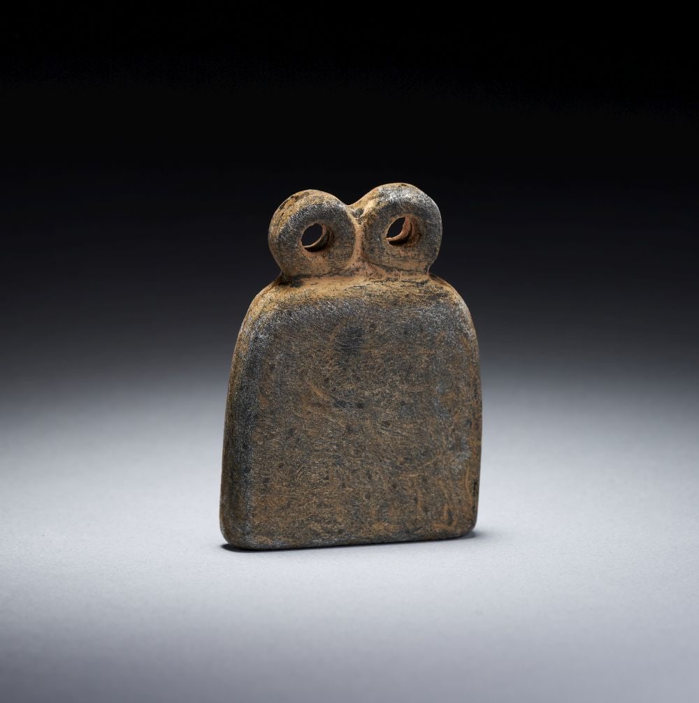 A MARBLE "EYE" IDOL TELL BRAK REGION, CIRCA 3500-3300 B.C. (1 of 4)