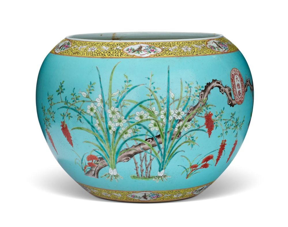 A MASSIVE & RARE TURQUOISE-GROUND GRISALLE-PAINTED "DAYAZHAI" BIRD & FLOWERS, DISHBOWL, GUANGXU PERI (1 of 6)