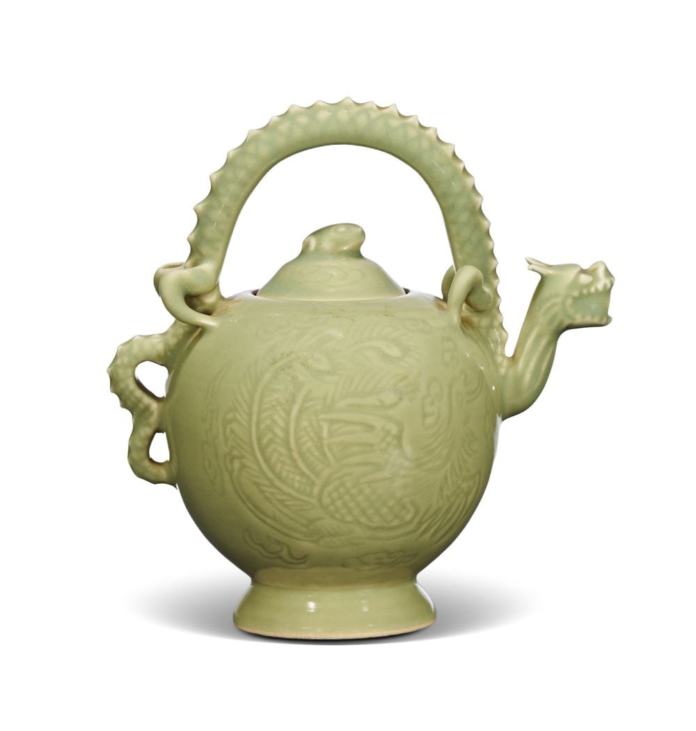 A CHINESE CELADON GLAZED TEAPOT, QING DYNASTY (1644-1911) (1 of 7)