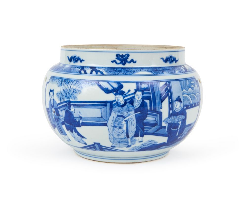 A CHINESE BLUE & WHITE CENSER, QING DYNASTY (1644-1911) (1 of 3)