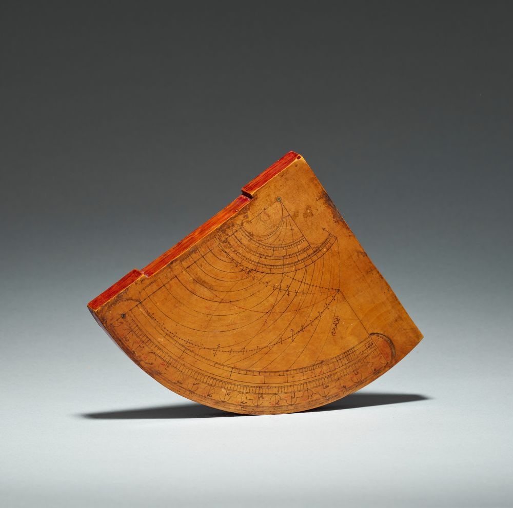 AN OTTOMAN WOOD QUADRANT TURKEY OR OTTOMAN PROVINCES, SECOND HALF 19TH CENTURY: AN OTTOMAN WOOD QUADRANT, TURKEY OR OTTOMAN PROVINCES, SECOND HALF 19TH CENTURY Of quarter-circle form, cut from a single sheet of pale boxwood and finished along the two straight edges in red lacquer