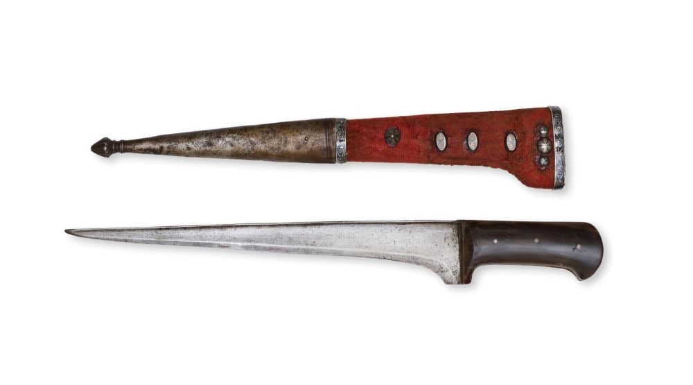 AN INDO-PERSIAN DAGGER (PESH-KABZ), 19TH CENTURY (1 of 3)