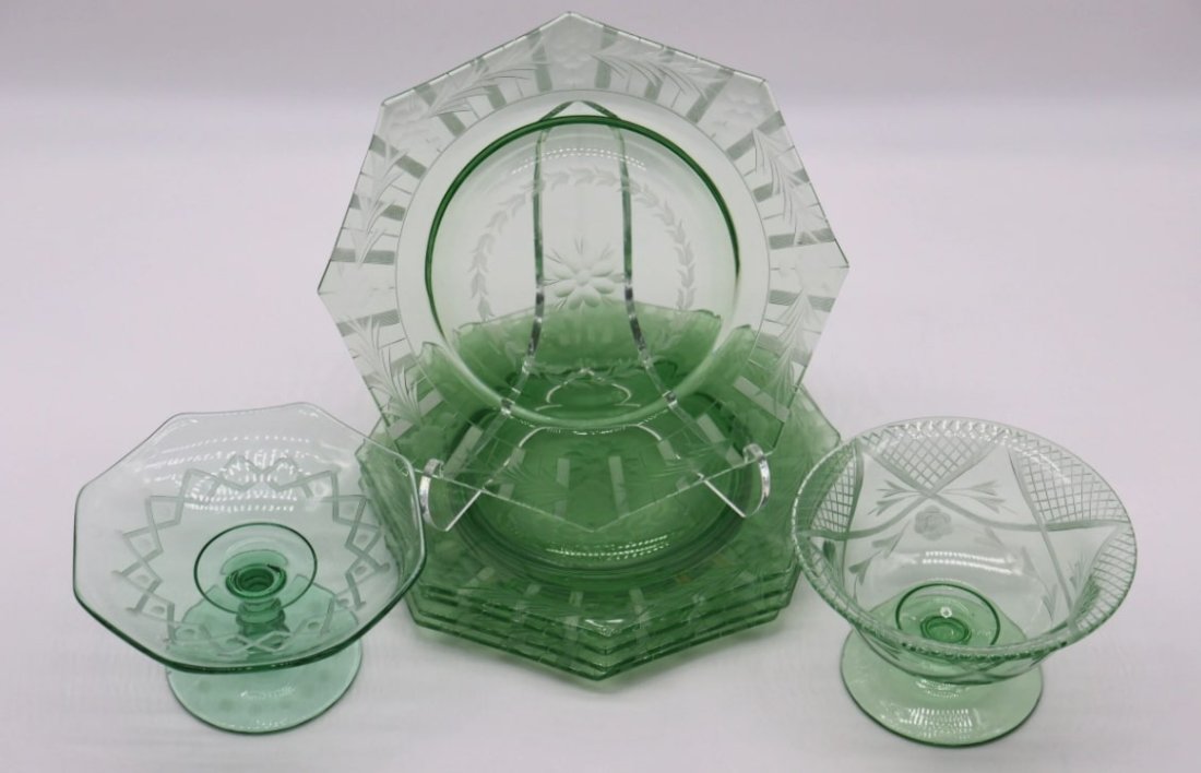 Beautiful Set of Vintage Green Depression Glass (1 of 4)