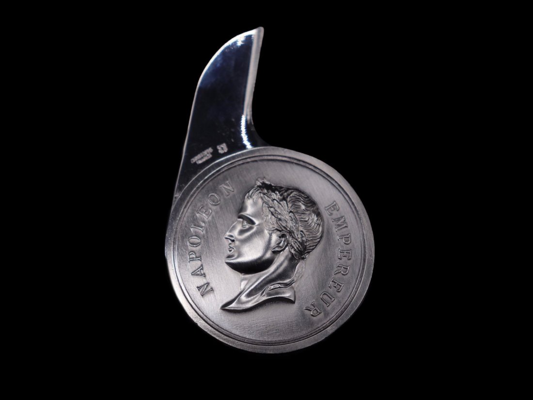 Christofle French Emperor Napoleon Silverplate Letter Opener: Very classic and timeless Christofle Silverplate letter opener featuring the bust of French emperor Napoleon Bonaparte. The back of the piece is engraved with the word Souvenir and Sept 1976. The piec