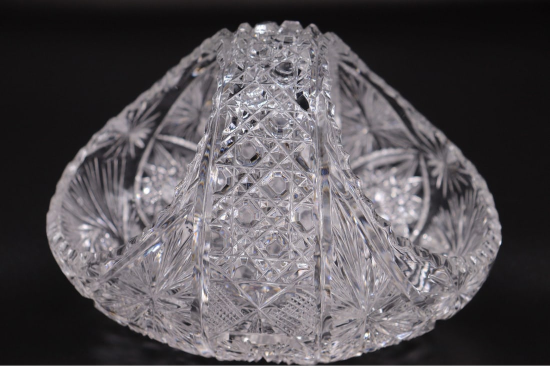 American Brilliant Cut Glass Small Basket: American Brilliant Cut glass Small Basket With distinctive hobstar and crosshatching patterns along with pinwheels and hobnails, so detailed and lovely. This piece is unique and one of a kind. Approxi