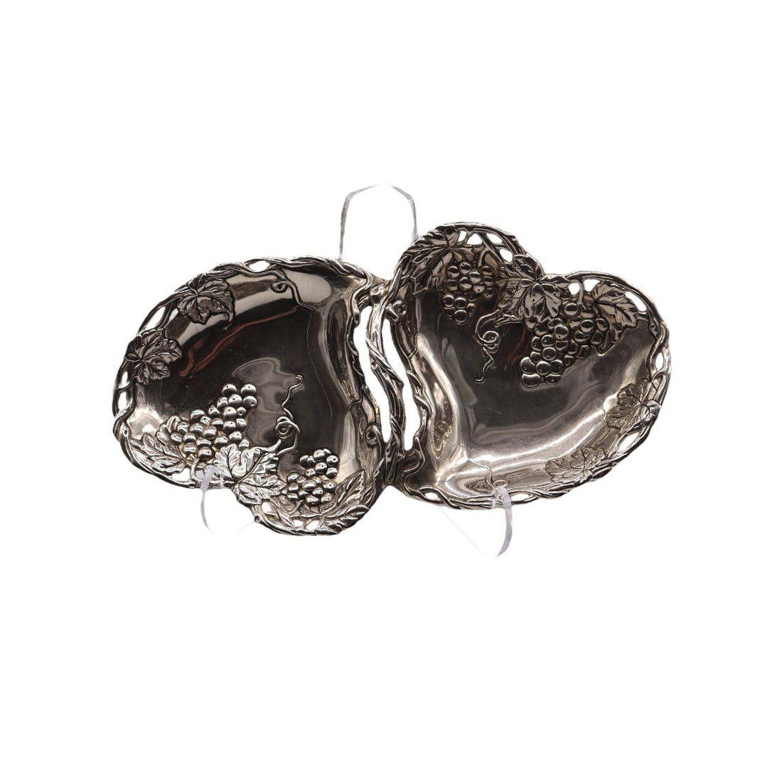 Godinger Silver Art Co. Silverplate Grape Design Double Heart Dish (1 of 3)