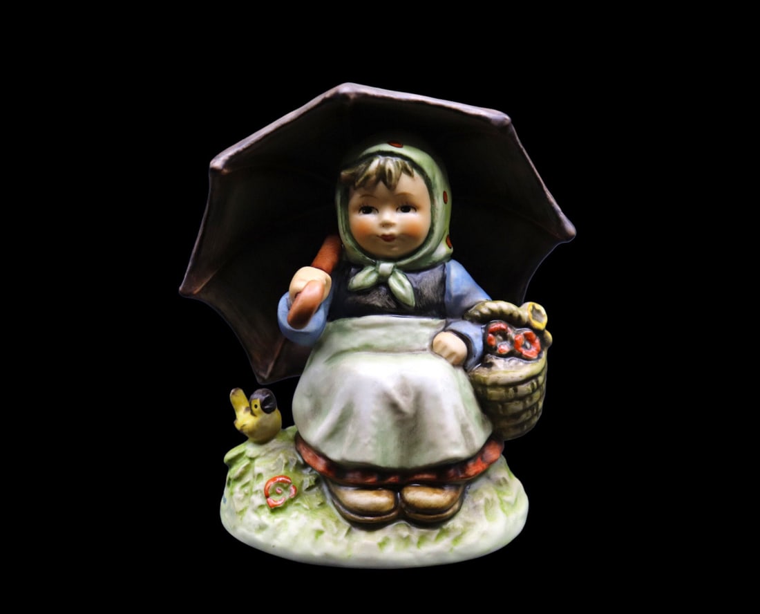 Goebel Hummel Porcelain “Smiling Through” #408 Figurine with Original Box - TMK6 (1 of 3)