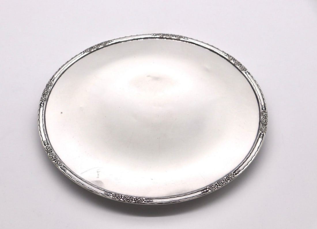 International Silver Co. “Camille” Pattern Concave Serving Tray (1 of 4)