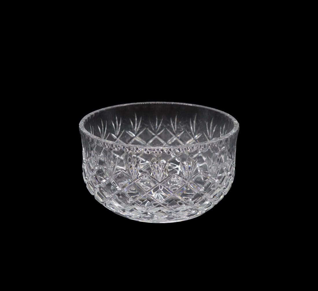 Vintage Irena Polish Lead Crystal Hand Cut Decorative Bowl: Irena lead crystal hand cut decorative bowl in great condition showing no noticeable damage or repairs, the piece displays nicely and would make a great addition to any collection. The piece is approx