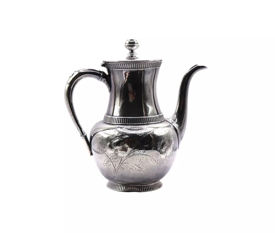 Antique Mead & Robbins Quadruple Silver Plate Coffee Pot (1 of 3)