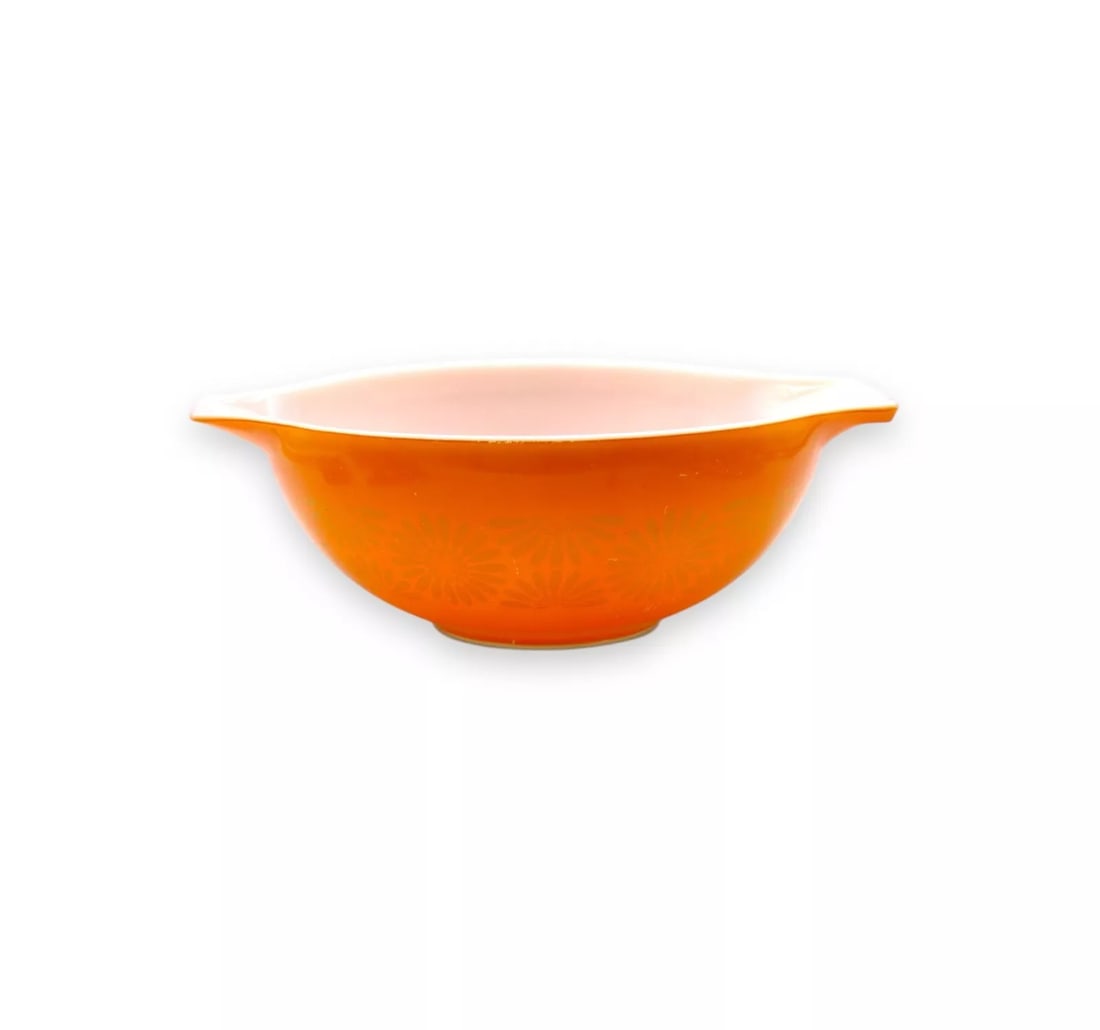 Vintage Pyrex “Daisy” Orange Cinderella Mixing Bowl - #444 (1 of 3)