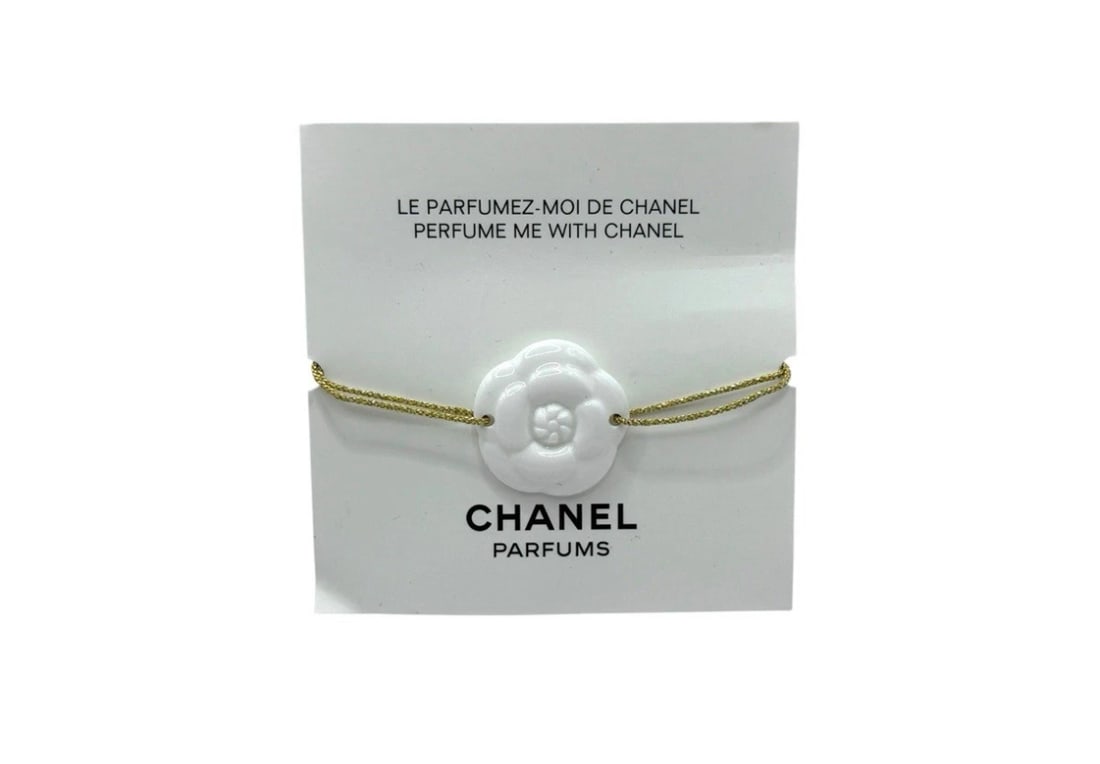 New Chanel Beauty Perfume Me with Chanel VIP Camellia Bracelet (1 of 2)