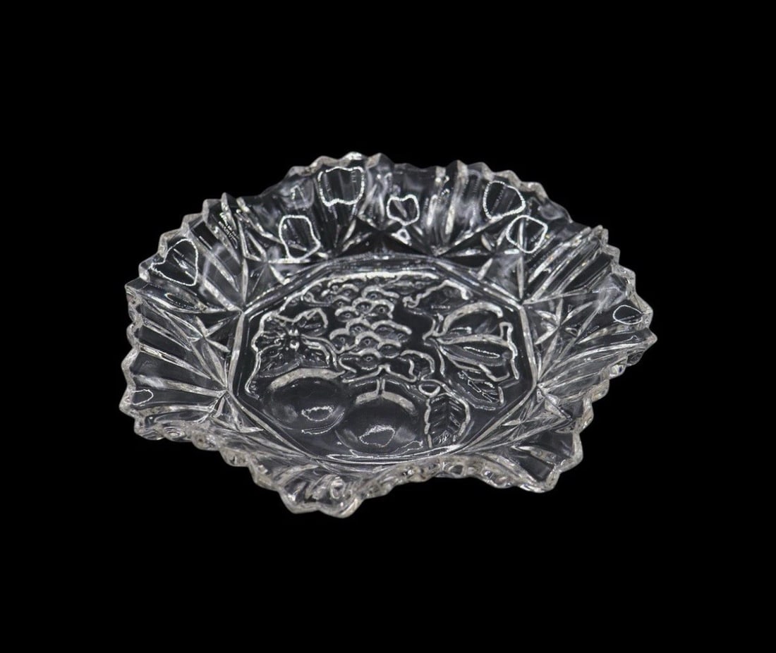 Federal Glass “Pioneer Clear” Crimped Bowl (1 of 2)